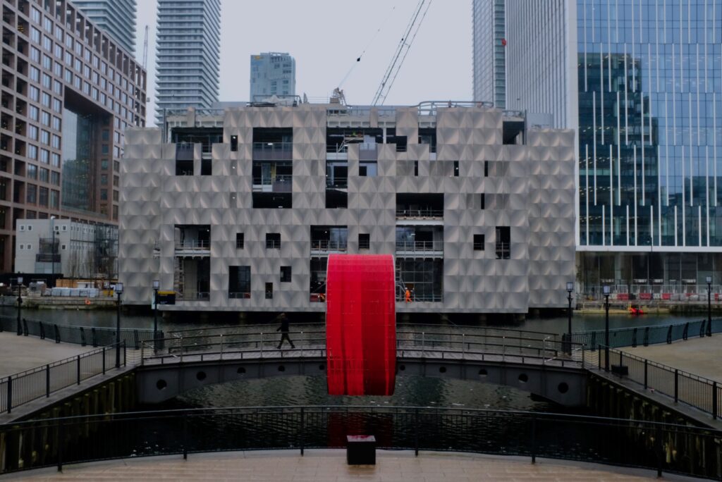 London Street Photography Lockdown Canary Wharf Deserted